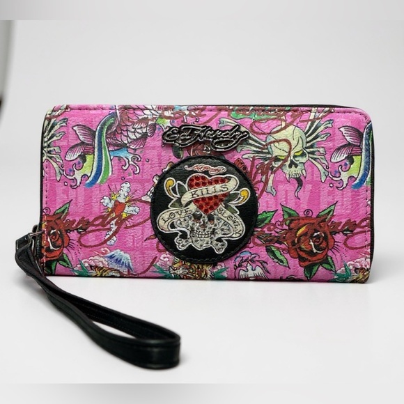 Ed Hardy NWT Love Kills Wallet With Wrist Strap - Picture 4 of 5